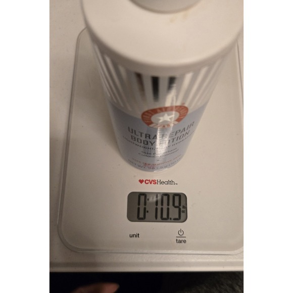 First Aid Beauty Ultra Repair Cream With Pump.  10 fl. oz.  (NEW, Exp 5/25) - Picture 3 of 4